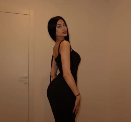 Вика , анкетные фото